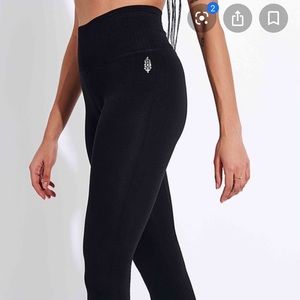 🌺Free people Good karma 7/8 vintage legging